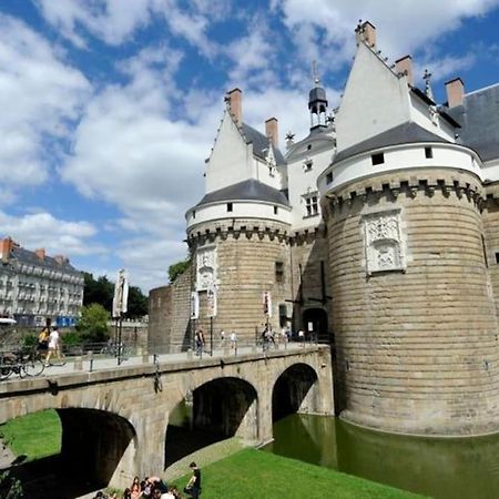 Grande Chambre Independante, Charme, Calme Sur Jardin, Nantes Centre, Acces Prive Par Escalier De L'Immeuble, Sdb & Wc Prives, 10 Minutes Gare Et Palais Des Congres エクステリア 写真